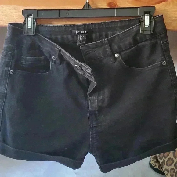 F-21 SHORTS - Picture 1 of 5